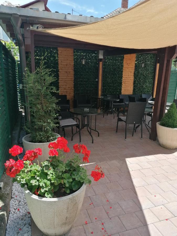 Ana Boutique Panzió Gyulafehérvár Kültér fotó