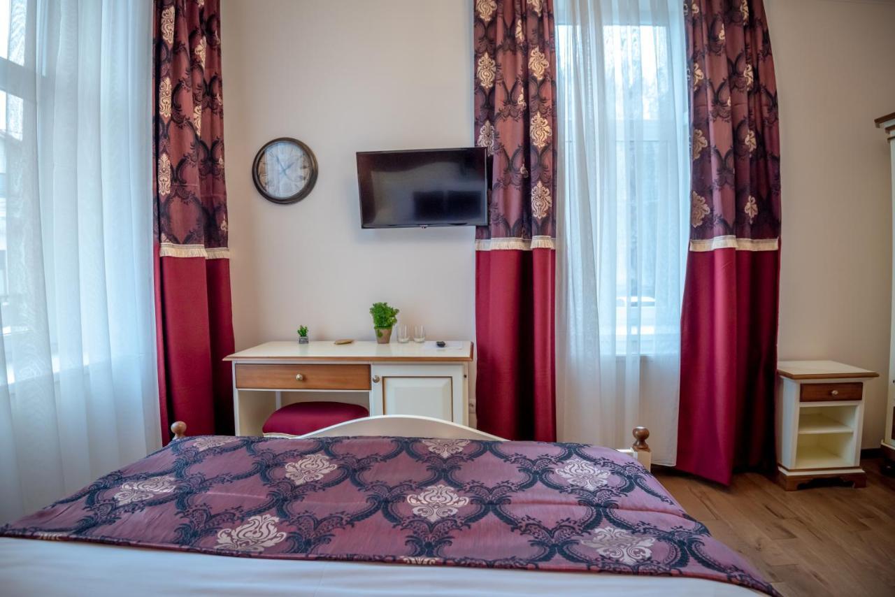 Ana Boutique Panzió Gyulafehérvár Kültér fotó